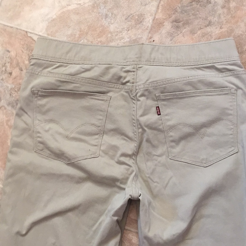 Levis 14